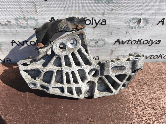 Кронштейн двигателя правый Nissan Primastar 2.0 dci 2007-2013 (8200741758) Ковель - изображение 4