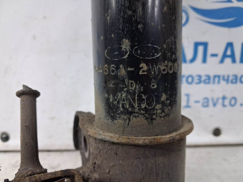 Амортизатор передний правый Hyundai IX35 LM 1.7 DIESEL D4FD 2009 (б/у) Київ - зображення 4