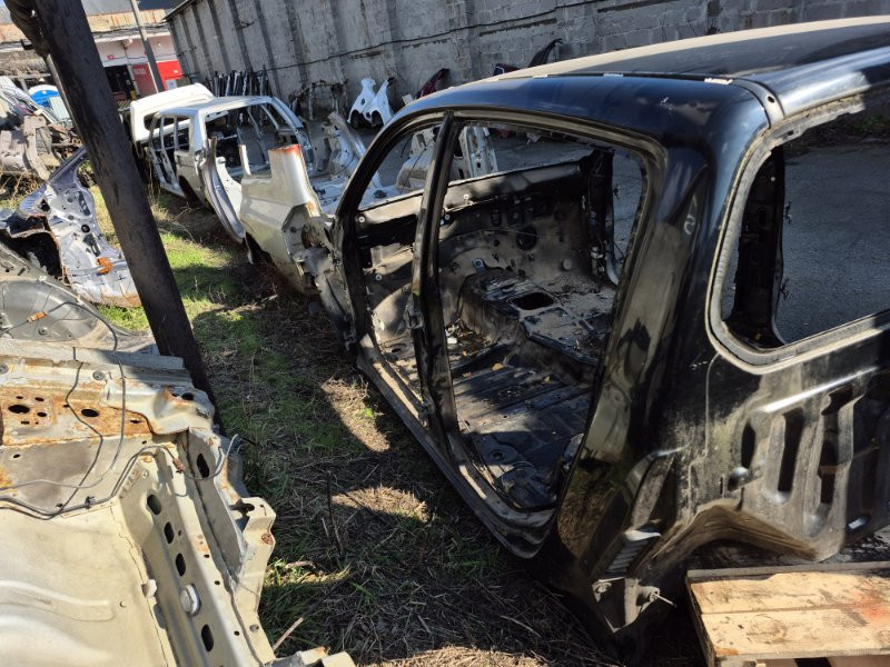 Кабина Mitsubishi L200 KB 2.5 ДИЗЕЛЬ 4D56U 2006 (б/у) Київ - зображення 3