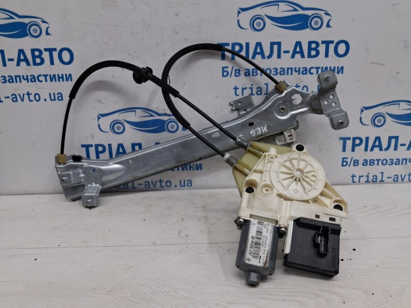 Стеклоподъемник задний правый Renault Megane 2008-2016 827200008R (Арт. 73193) Київ - зображення 1