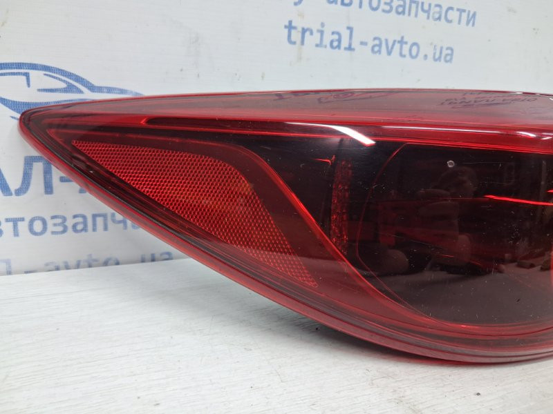 Фонарь задний внешний левый Mazda 3 BM 2.2 DIESEL 2013 (б/у) Киев - изображение 3