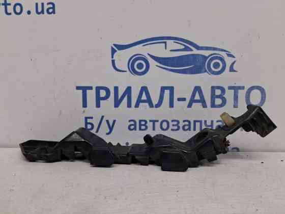 Кронштейн бампера передний левый Kia Sportage SL 1.7 DIESEL D4FD 2010 (б/у) Киев