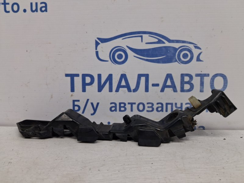 Кронштейн бампера передний левый Kia Sportage SL 1.7 DIESEL D4FD 2010 (б/у) Киев - изображение 2