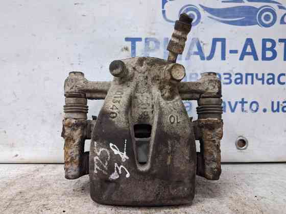 Суппорт задний правый Toyota Avensis T25 1.8 БЕНЗИН 1ZZFE 2002 (б/у) Киев