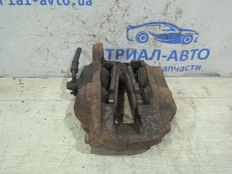 Суппорт передний левый Toyota Land Cruiser J100 1998 (б/у) Київ - зображення 3