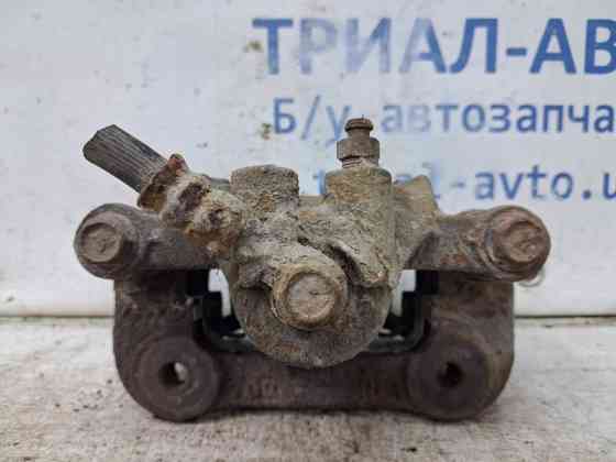 Суппорт задний левый Hyundai I30 FD 1.6 DIESEL D4FB 2007 (б/у) Киев
