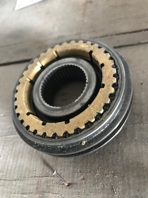 Бу муфта переключения 3-й 4-й передачи 015311337AA Chery Amulet Кропивницький - зображення 1