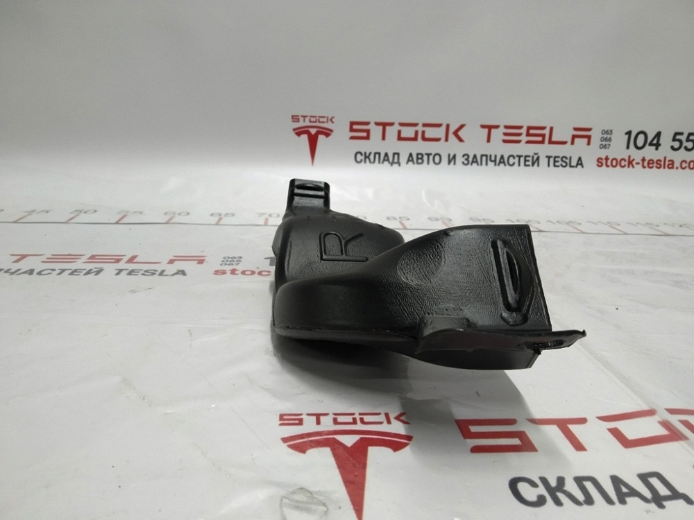 Воздуховод системы кондиционирования задний правый Tesla model X 1053896-00-B Київ - зображення 3