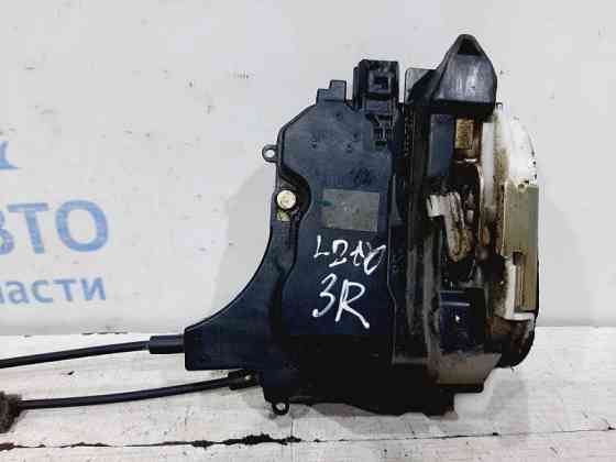 Замок двери задний правый Mitsubishi L200 KB 2.5 ДИЗЕЛЬ 4D56U 2006 (б/у) Киев