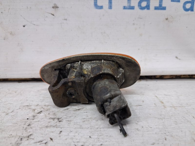 Повторитель поворотника Mitsubishi Pajero Wagon 3 3.2 ДИЗЕЛЬ 4M41 1999 (б/у) Київ - зображення 2