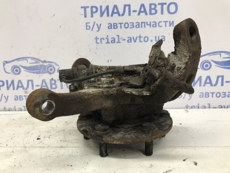 Кулак поворотный левый со ступицей Mitsubishi L200 KB 2.5 ДИЗЕЛЬ 4D56U 2006 (б/у) Киев - изображение 4