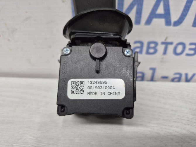 Переключатель подрулевой правый(дворники) Chevrolet Cruze J300 1.8 2009 (б/у) Киев - изображение 5