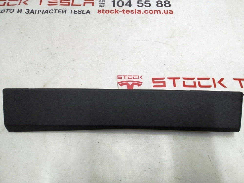 3Накладка нижняя бардачка PVC B BLACK Tesla model S REST, Tesla model X 1002301-14-B Киев - изображение 1