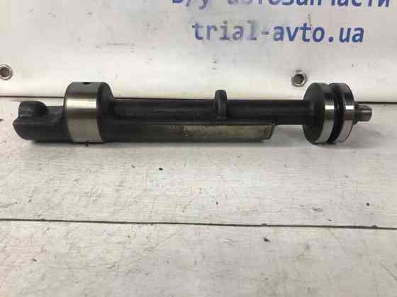 Балансировочный вал Kia Sorento 2002-2011 233114A001 (Арт. 59585) Киев