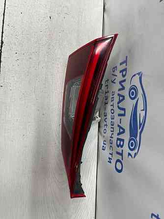 Фонарь задний внутренний левый Mazda 3 BM 2.2 DIESEL 2013 (б/у) Киев