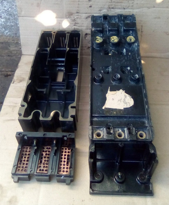 Корпус вимикача А-3716 з іскрогасниками Смела - изображение 2