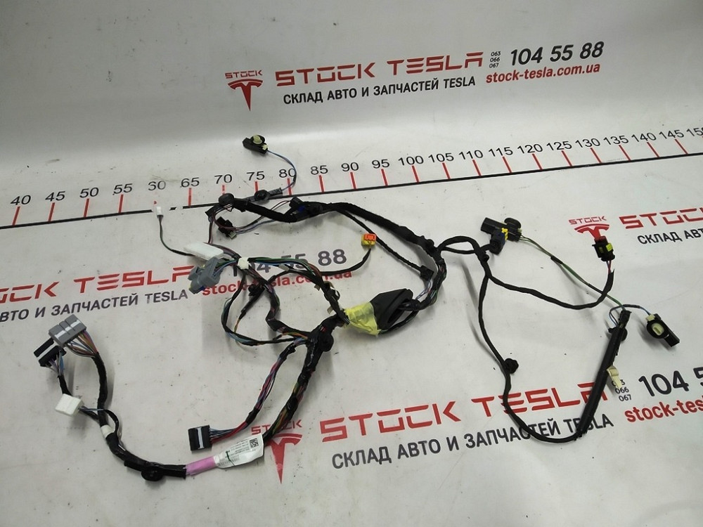Электропроводка двери задней правой нижняя Tesla model X 1032442-00-G Київ - зображення 1