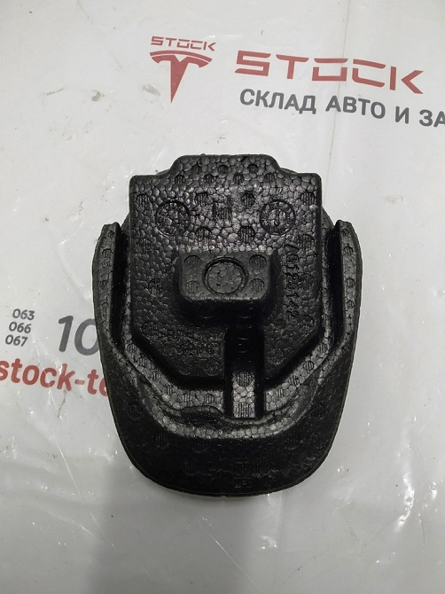 Пенный наполнитель подголовника водительского/пассажирского сиденья Tesla model S 1013112-03-B Київ - зображення 3