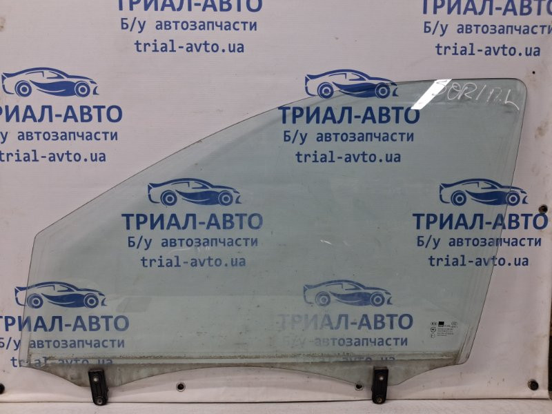 Стекло двери переднее левое Kia Sorento BL 2.5 DIESEL D4CB 2002 (б/у) Киев - изображение 1