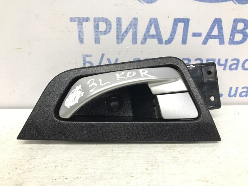 Ручка двери внутренняя левая SsangYong Korando C200 2.0 DIESEL 2010 (б/у) Київ - зображення 1