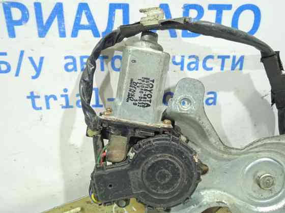 Стеклоподъемник задний правый Toyota Land Cruiser J100 1998 (б/у) Киев