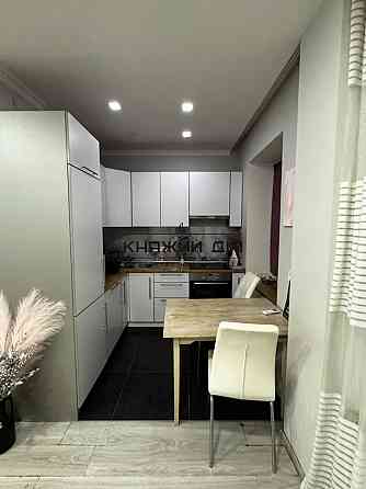 Продаж 1кімнатної квартири студії метро “Звіринецька” – 8 хвилин пішки код № 21147315 Киев