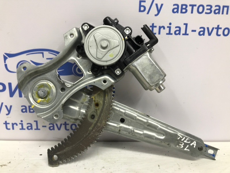 Стеклоподъемник задний левый Nissan Tiida C11 1.6 БЕНЗИН HR16 2004 (б/у) Киев - изображение 1