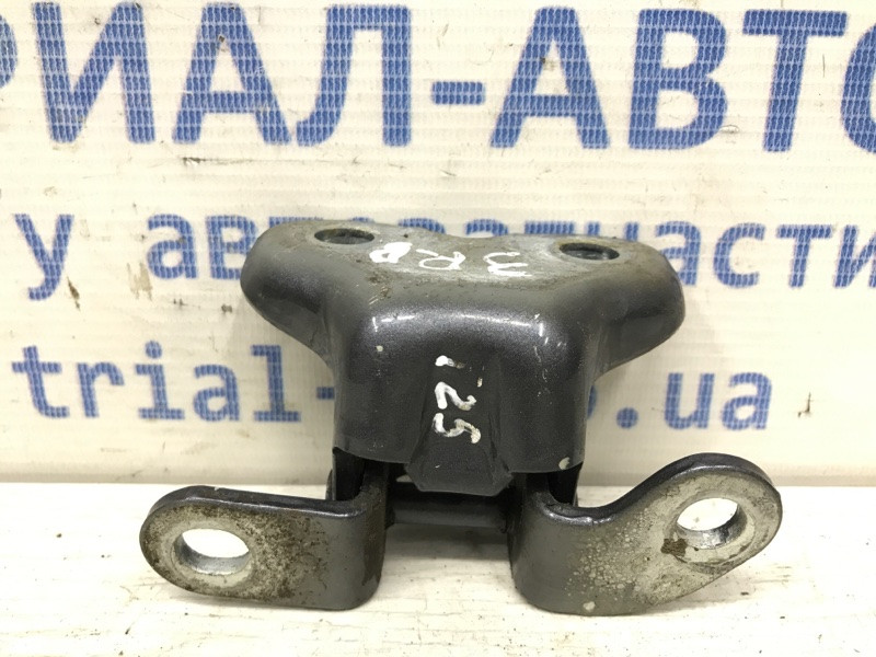 Петля двери задней правой верхняя Toyota Avensis 2002-2010 6875005020 (Арт. 31286) Киев - изображение 1