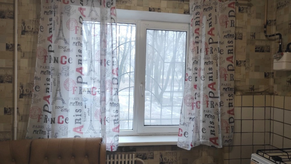 1 - комн. 38,5 м. кв. Чешка, ж/м Тополь-3. Состояние жилое, свободна. Дніпро - зображення 3