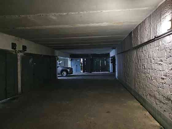 долгосрочная аренда отдельно стоящий гараж Киев, Днепровский, 2800 грн./мес. Киев