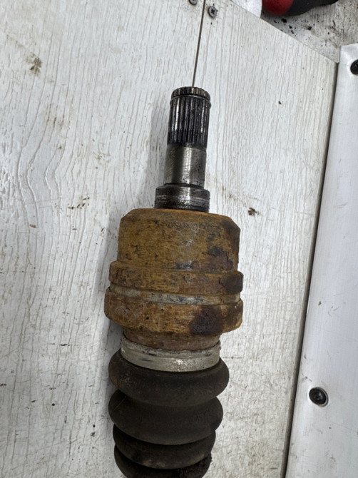 Привод задний SsangYong Korando C200 2.0 DIESEL D20DT 2010 (б/у) Киев - изображение 2