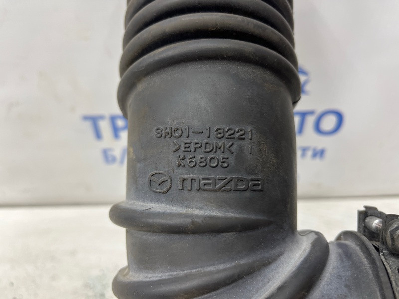 Патрубок воздушного фильтра Mazda 3 2013-2019 SH0113221 (Арт. 77538) Київ - зображення 5
