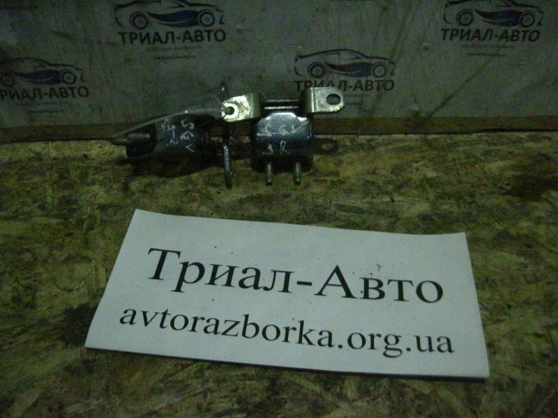 Петля двери задней правой Suzuki Grand Vitara JT 2005 (б/у) Киев - изображение 1