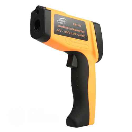 Пирометр инфракрасный -30-1350°C BENETECH GM1350 Харків