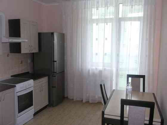 ОРЕНДА 2к кв в ЖК Паркові озера, вул. Воскресенська 14-Б код 1159934 Киев