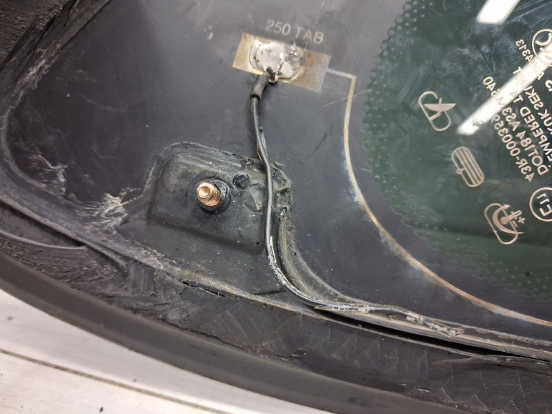 Стекло в кузов заднее правое SsangYong Rexton Y250 2.7 D27DT 2006 (б/у) Киев - изображение 4