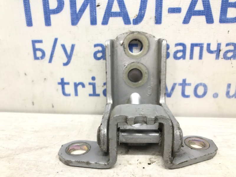 Петля двери задней правой Nissan X-Trail T32 1.6 DIESEL R9M 2014 (б/у) Киев - изображение 1