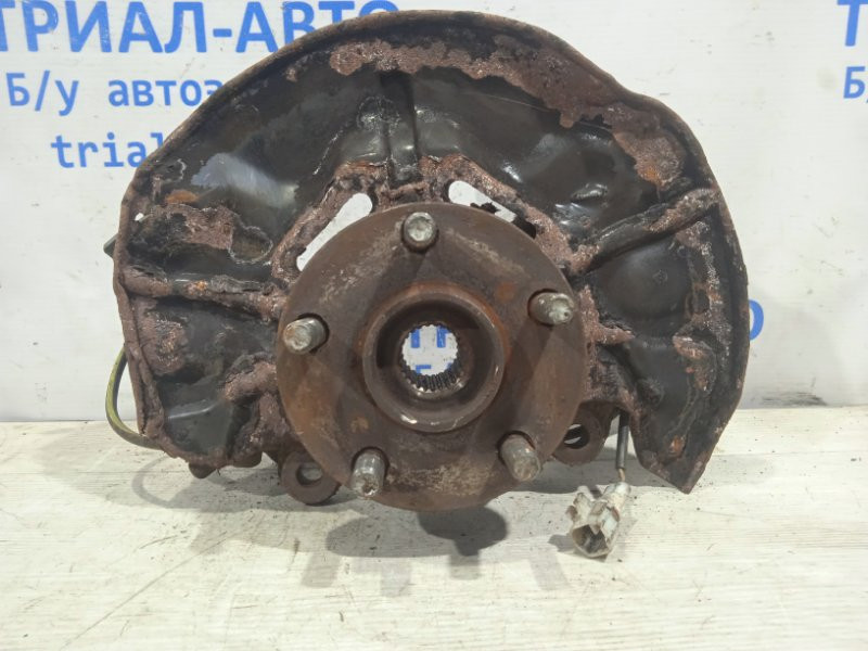 Кулак поворотный правый со ступицей Toyota Avensis T25 2002 (б/у) Киев - изображение 1