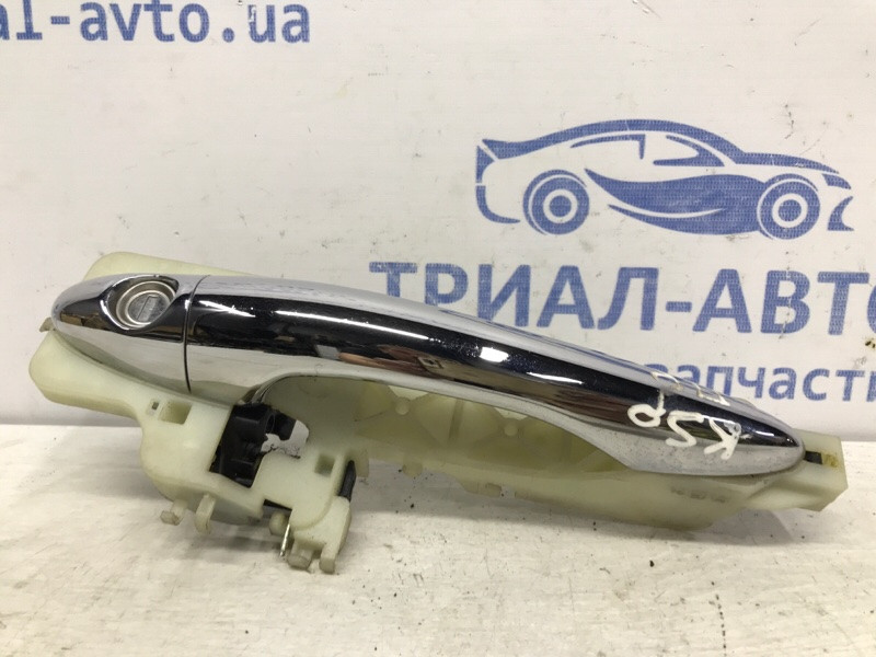 Ручка двери внешняя передняя правая Kia Sportage SL 1.7 DIESEL D4FD 2010 (б/у) Киев - изображение 1