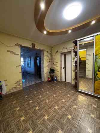 Продаж котеджу з ремонтом в КМ Home Resort Березівка Київ