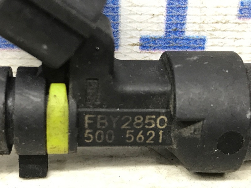 Форсунка топливная Nissan Qashqai J10 2.0 БЕНЗИН MR20DE 2006 (б/у) Киев - изображение 3