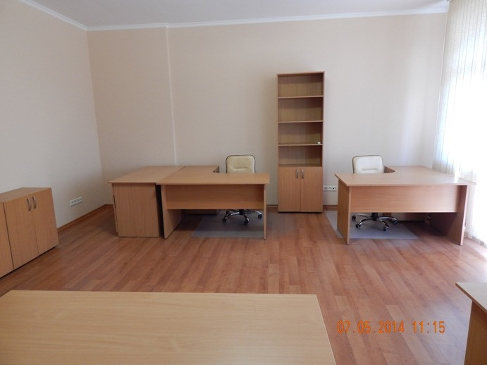 Оренда офіса 138м.кв Вул. Коновальця 36Б Печерськ Київ - зображення 1