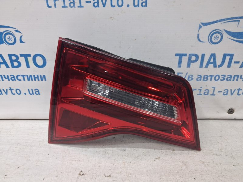 Фонарь задний внутренний левый Acura MDX YD2 3.7 БЕНЗИН J37A1 2006 (б/у) Киев - изображение 1
