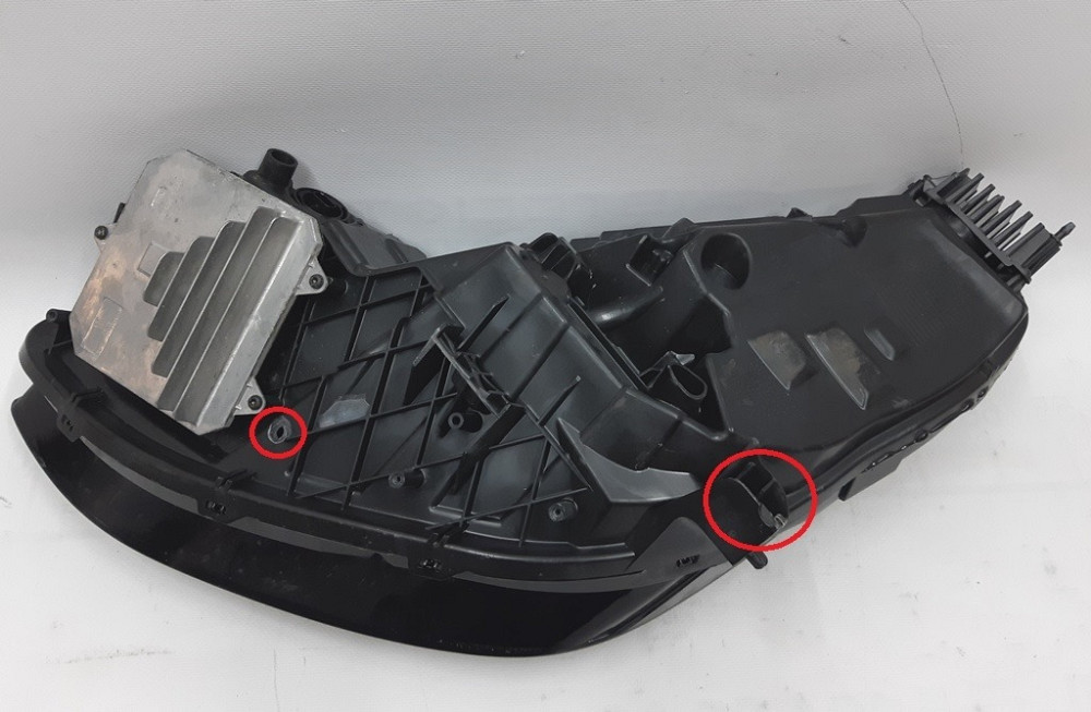 Фара главная правая ECE LHD (EU) с повреждением Tesla model 3 1077376-00-C Киев - изображение 4