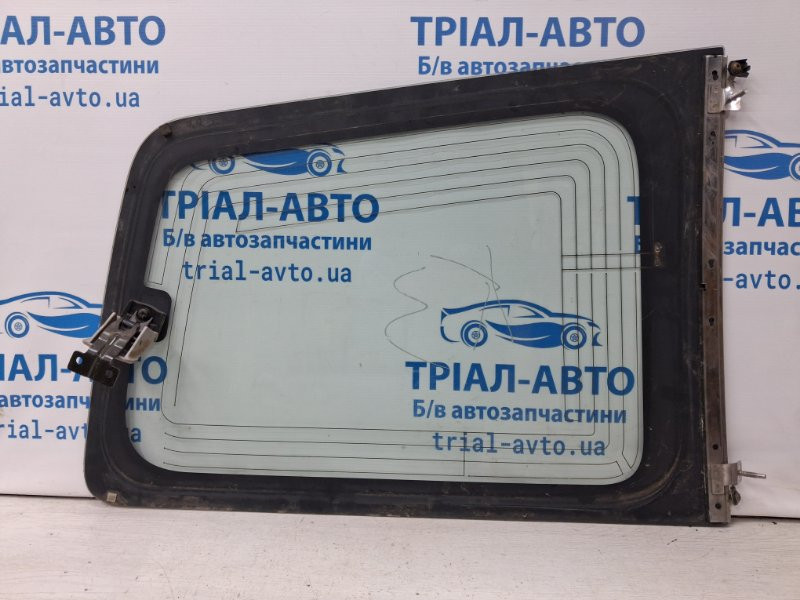 Стекло в кузов заднее левое Mitsubishi Pajero Wagon 3 3.2 ДИЗЕЛЬ 4M41 1999 (б/у) Киев - изображение 5