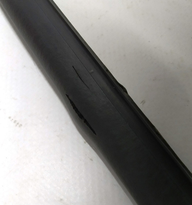 Уплотнитель двери задней левой (с повреждениями) Tesla model 3 1090509-00-D Київ - зображення 4