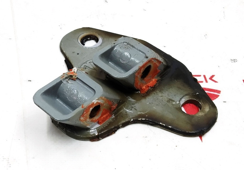 Четверть передняя левая/правая кронштейн крепления распорной балки усиления лонжерона Tesla model X Киев - изображение 2