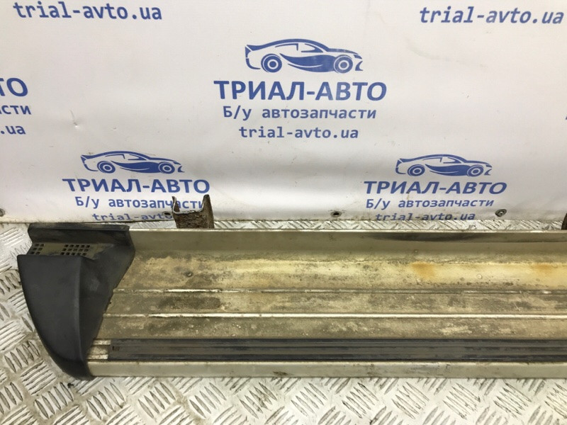 Подножка Mitsubishi L200 KB 2.5 ДИЗЕЛЬ 4D56U 2006 прав. (б/у) Київ - зображення 2