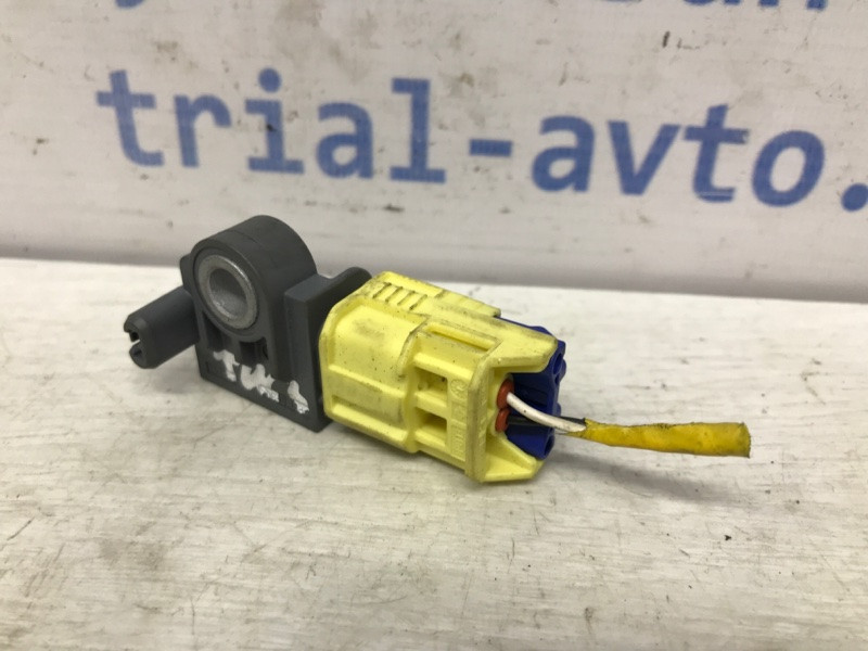 Датчик удара (AIRBAG) Hyundai Tucson TL 1.7 DIESEL D4FD 2015 (б/у) Київ - зображення 2