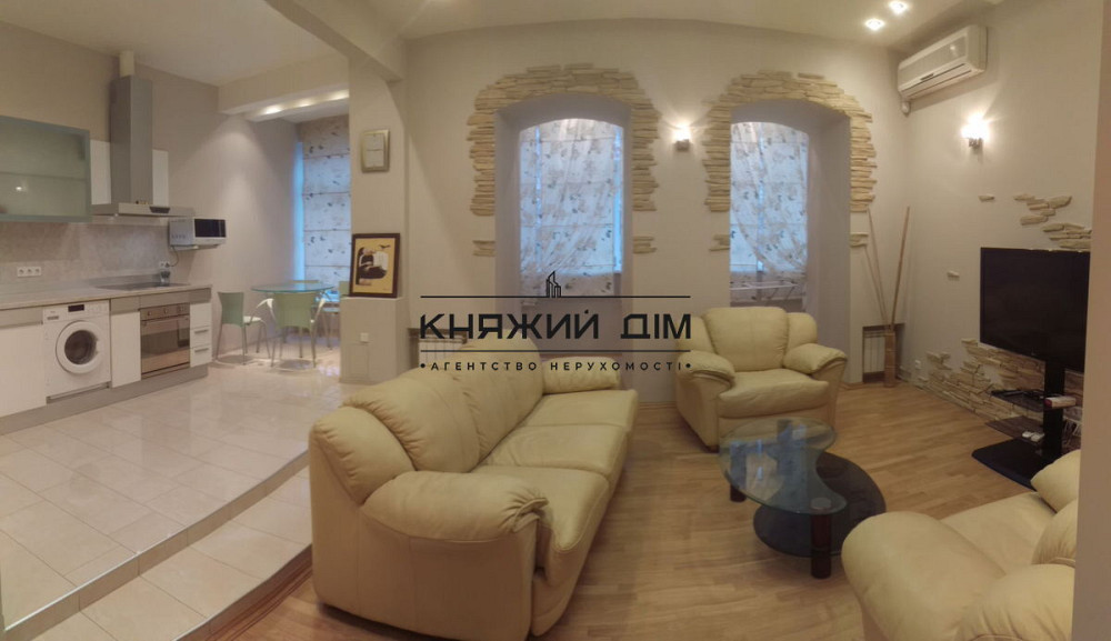 Без комиссии! Комфортная, просторная 3-х к. Кв. м. Площадь Льва Толстого. № 11139599 Київ - зображення 1